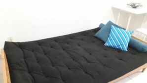 Family Apartment, Non Smoking | Living room - Um lugar aconchegante (Angra dos Reis)