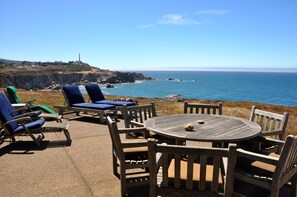 Outdoor dining - Private, Oceanfront Views, Great WiFi, Timber Cove (Jenner)
