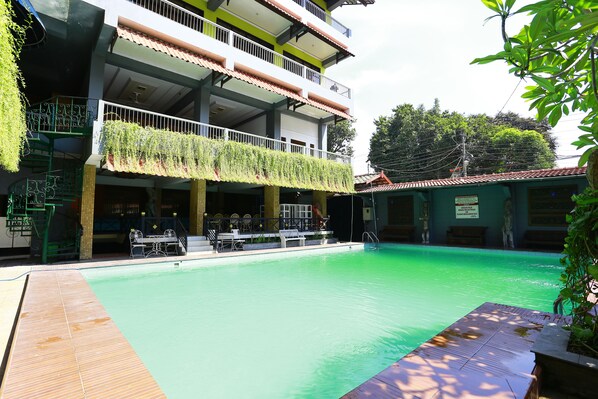 Outdoor pool