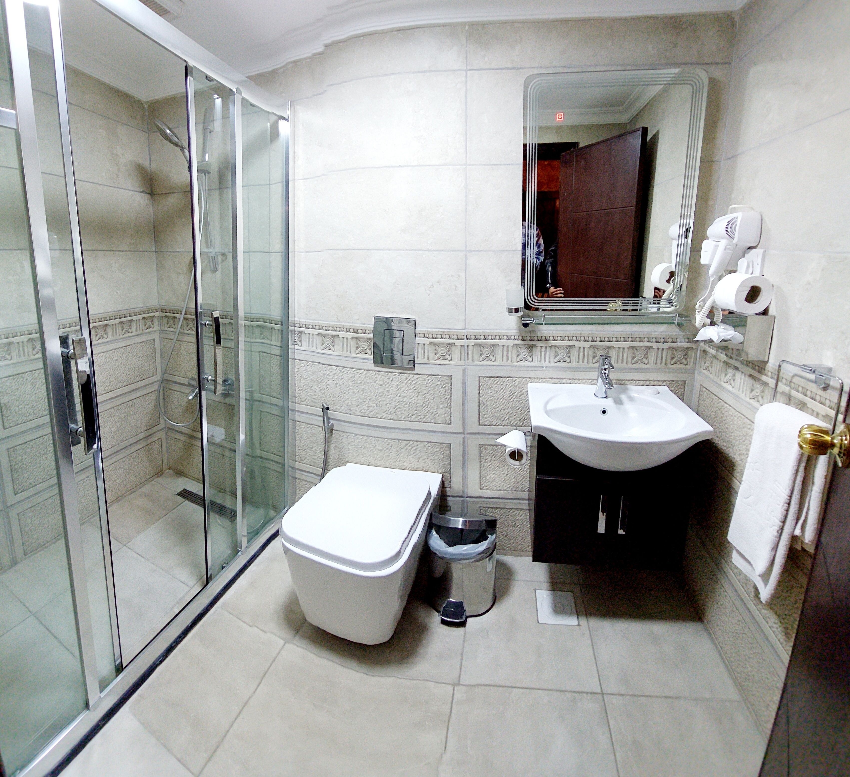 suit- suite room | bathroom | free toiletries, bathrobes, slippers, bidet