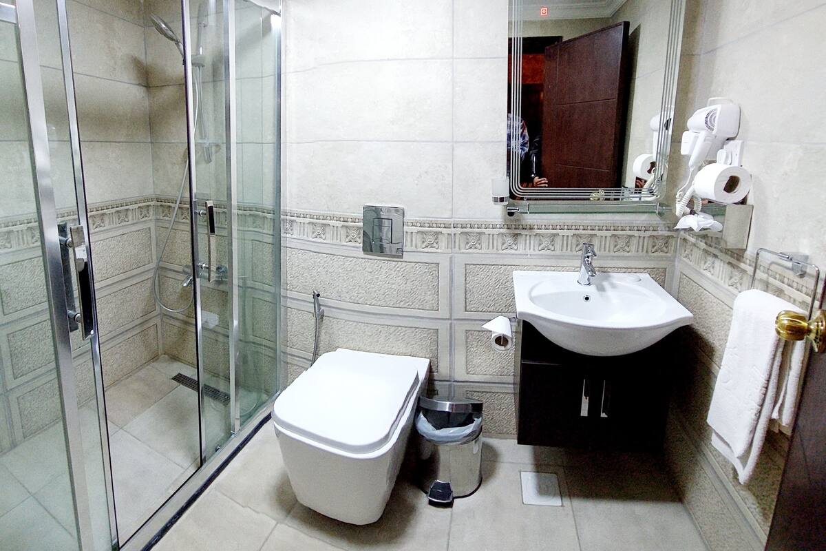 suit- suite room | bathroom | free toiletries, bathrobes, slippers, bidet