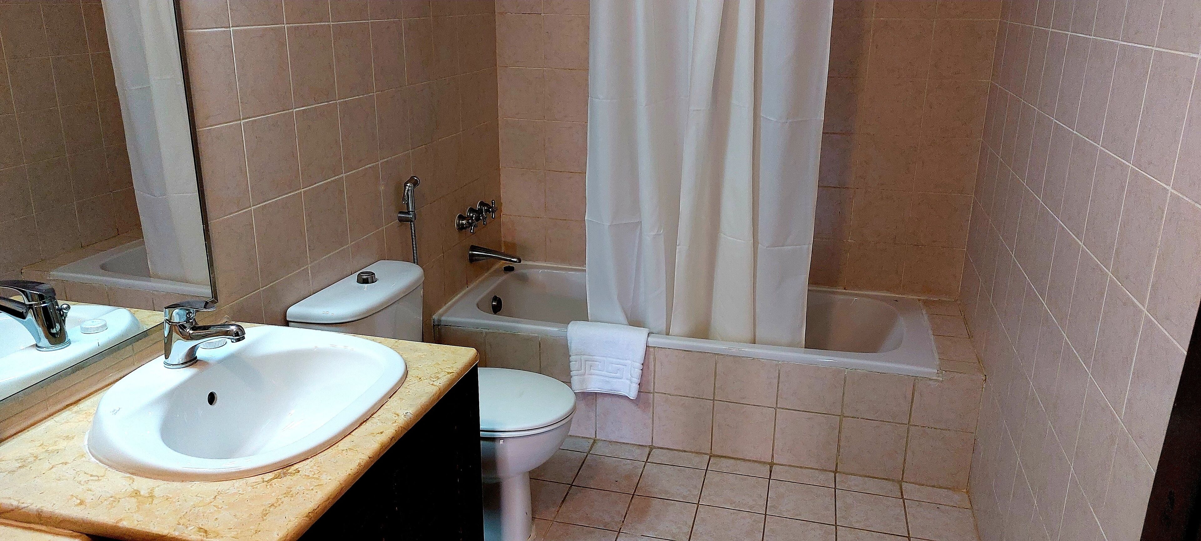 jst- junior suite | bathroom | free toiletries, bathrobes, slippers, bidet