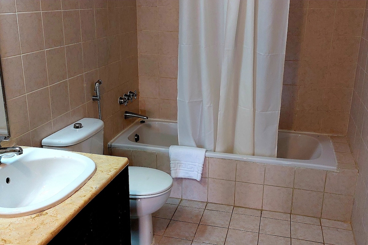 jst- junior suite | bathroom | free toiletries, bathrobes, slippers, bidet