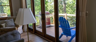 Spacious Lakefront Home | 4BR/3.5BA, Sleeps 12