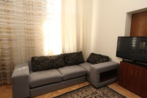 Dormitorio compartido básico | 1 dormitorio, cortinas opacas, sistema de insonorización