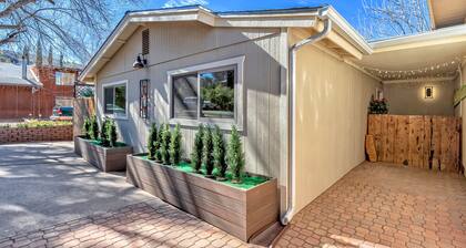 CENTRALLY LOCATED Zen Hideaway: Private Hot Tub & Walk to Trails!