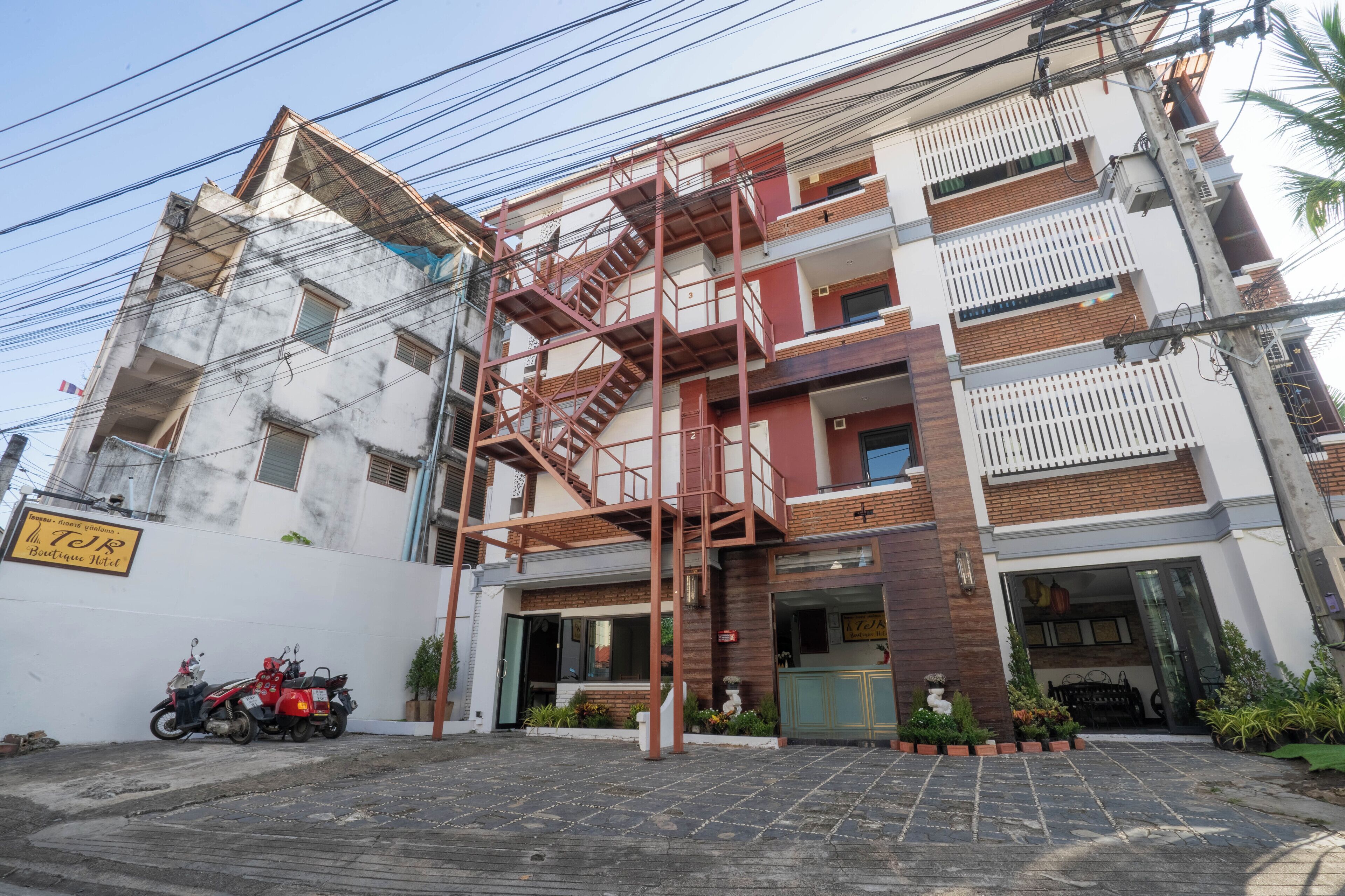 Photo - TJR Boutique Hotel