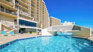 Pool - Phoenix VII 71414 Gulf-Front Orange Beach Condo (Orange Beach)
