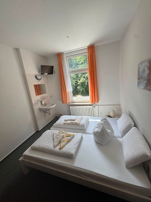 Doppelzimmer, Gemeinschaftsbad