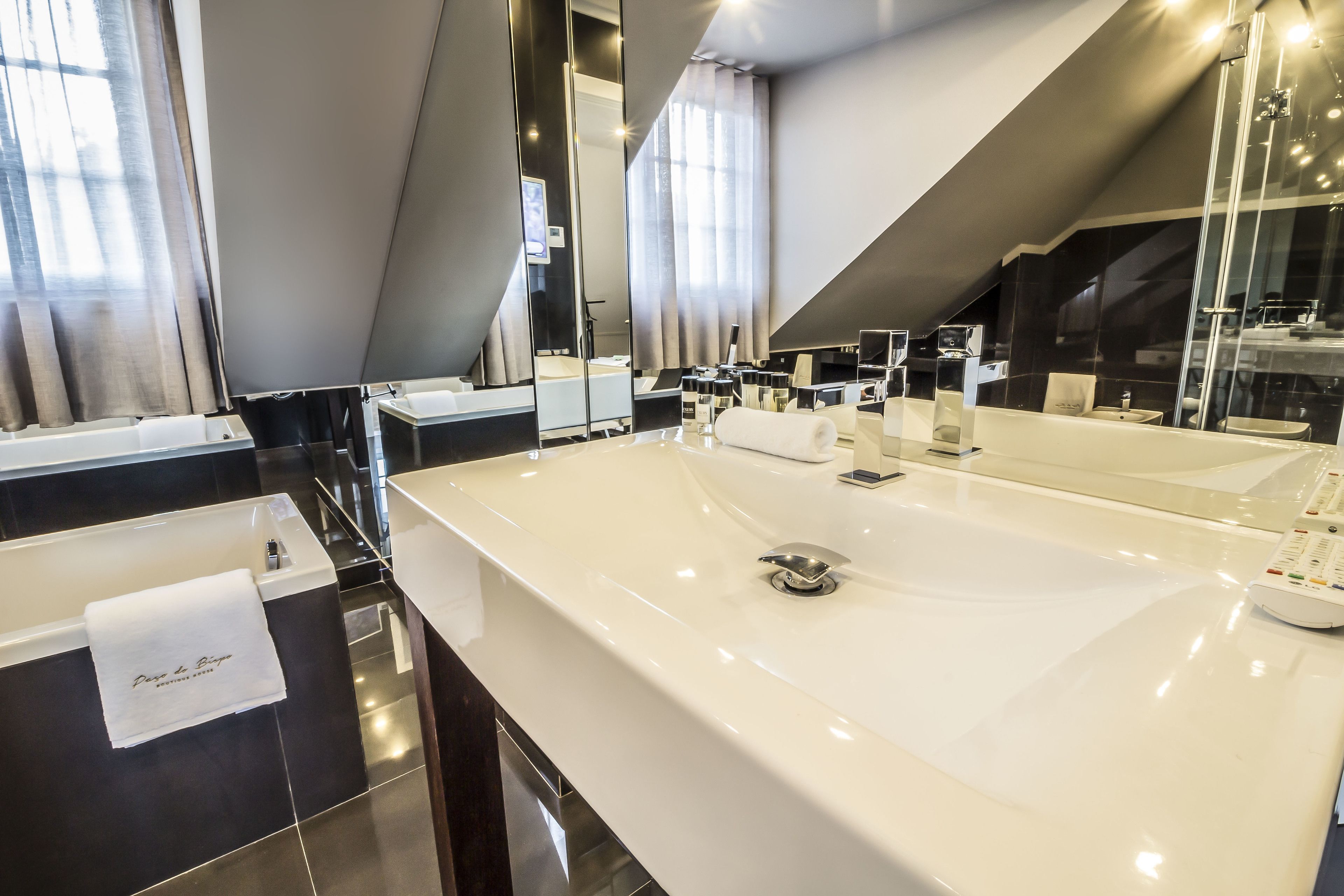 family penthouse, 1 king bed with sofa bed, hot tub | bathroom sink