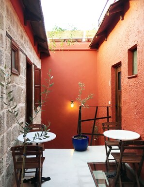 Interior - Auberge 32 | Old Town (Rhodes)