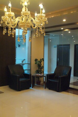 ロビー応接スペース