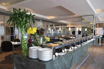 Nishat Hotel Johar Town