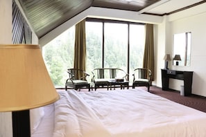 Quarto luxo | Camas extras/dobráveis (sobretaxa), roupa de cama