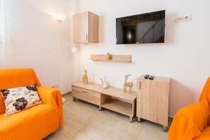 Villa, 3 Bedrooms, Balcony | Living room | Flat-screen TV, DVD player