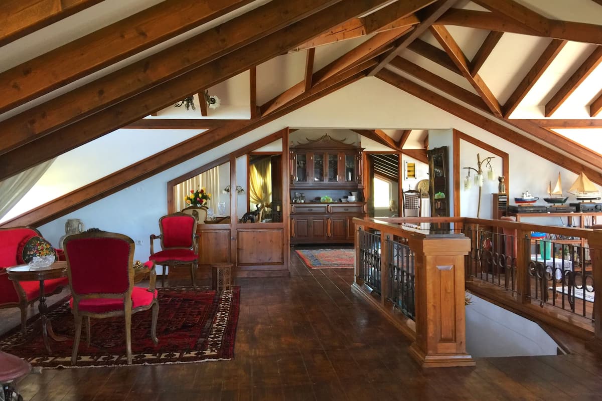 Loft, 2 Bedrooms | Living area | TV