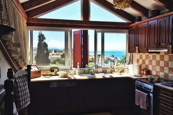 Loft, 2 Bedrooms | Private kitchen | Fridge, stovetop, cookware/dishes/utensils