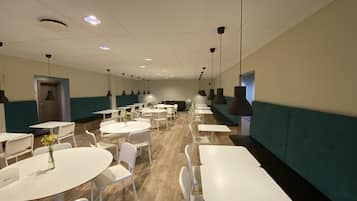 Dagelijks ontbijtbuffet inbegrepen