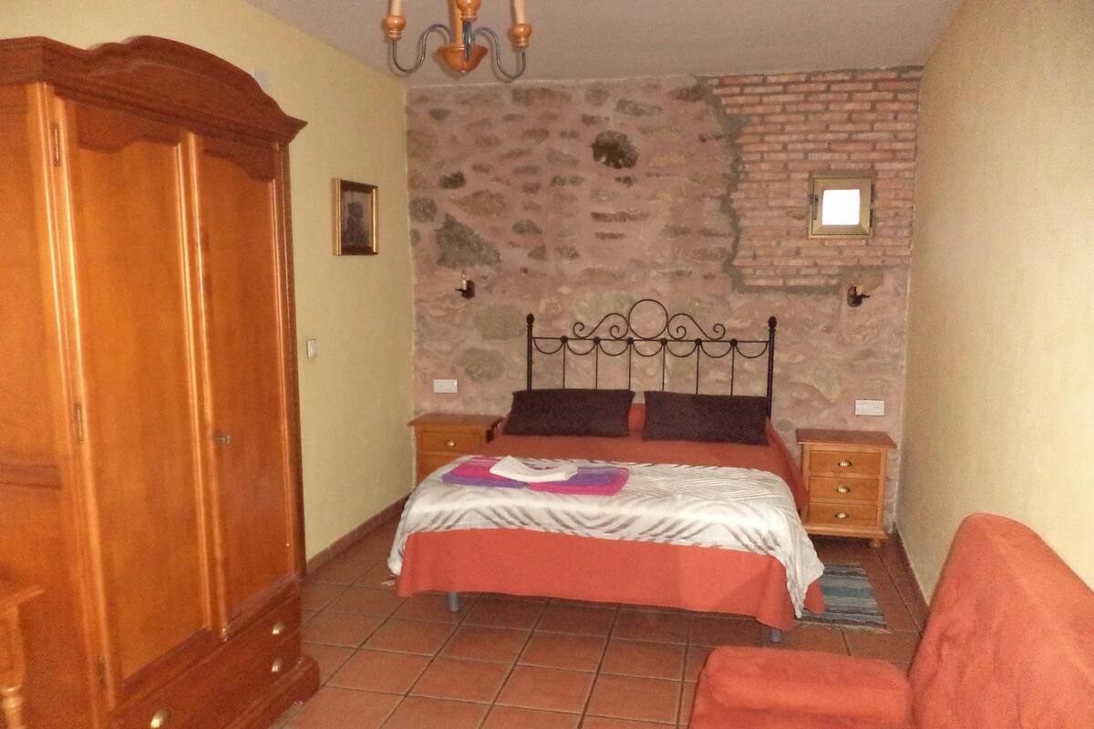 Habitación doble | Wifi gratis y ropa de cama
