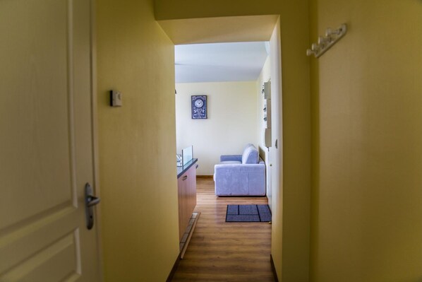 1 dormitori, roba de llit d'alta qualitat, minibar i cortines opaques