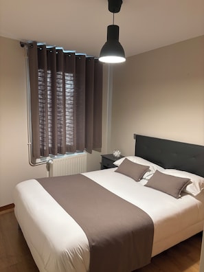 Appartement Affaires, 1 lit double et 1 canapé-lit, non-fumeurs, vue jardin | 1 chambre, literie de qualité supérieure, minibar, rideaux occultants