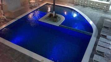 Udendørs pool