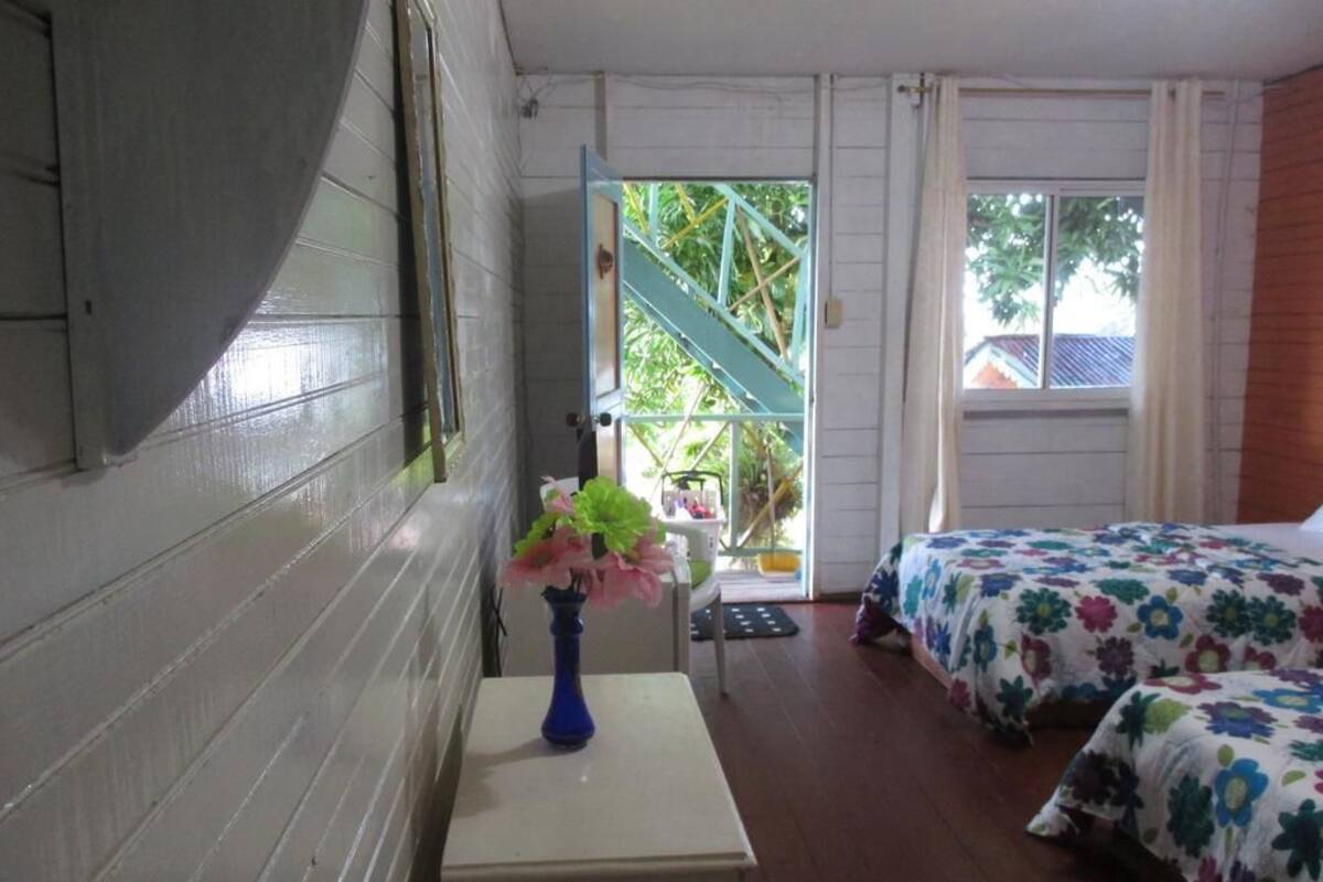 Habitación estándar doble, 1 habitación, balcón | Minibar, caja fuerte, wifi gratis y ropa de cama