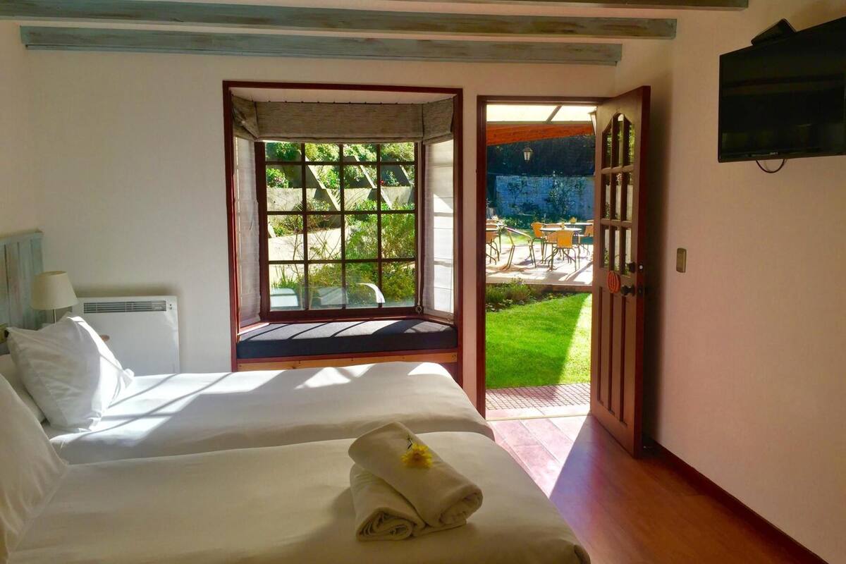 egyptian cotton sheets, premium bedding, down duvets