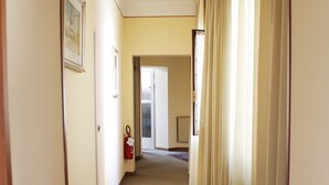 Unclassified image, 3 of 16, button - Albergo al Ponte della Vittoria (Belluno)