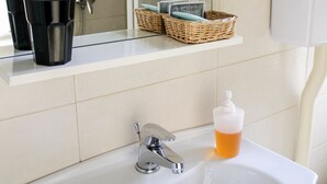 Unclassified image, 2 of 16, button - Albergo al Ponte della Vittoria (Belluno)