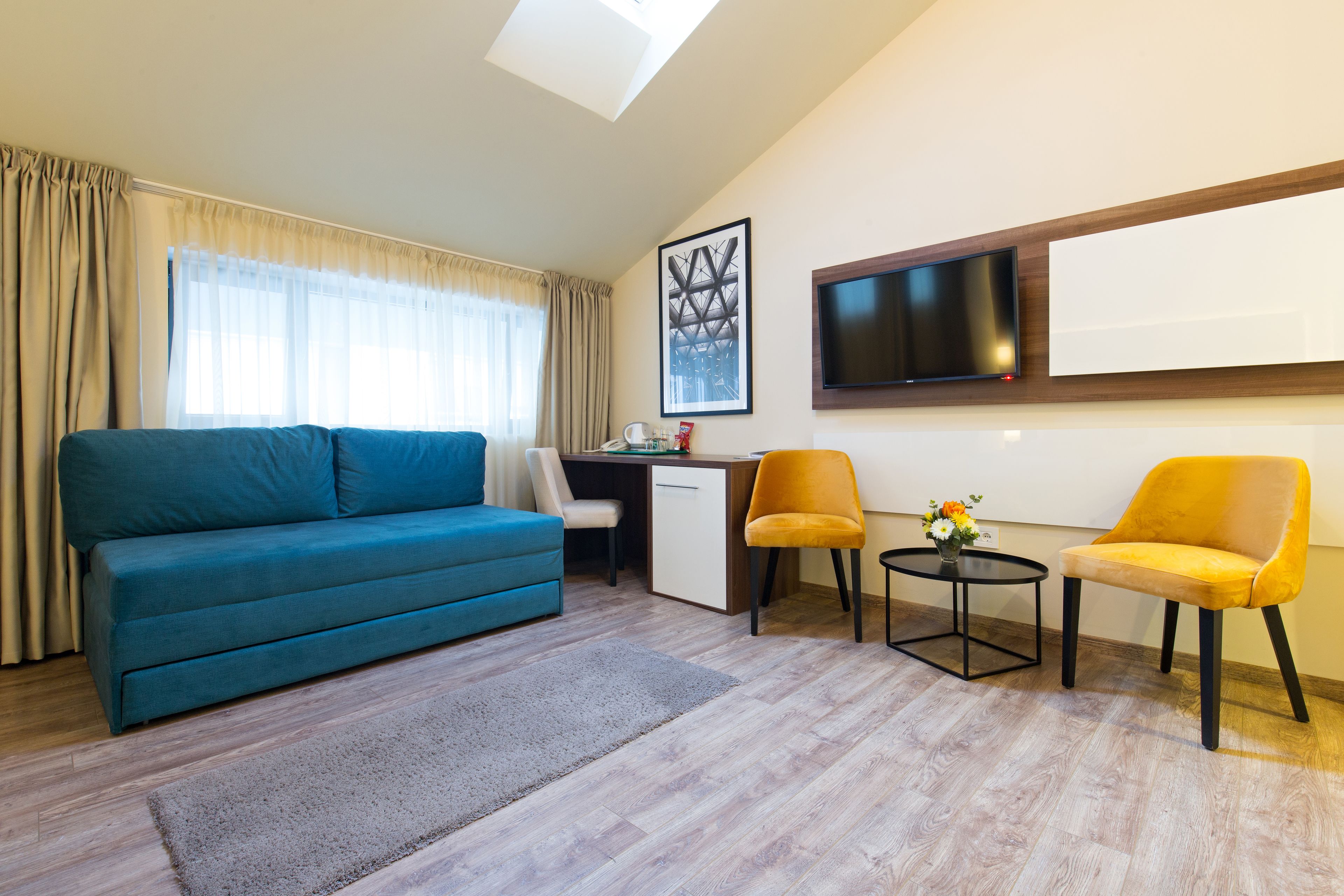 superior double or twin room | premium bedding, minibar, in-room safe, desk