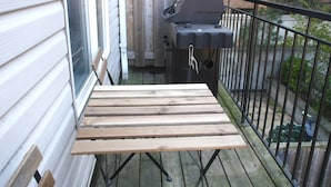 Unclassified image, 2 of 11, button - Fantastic 2BR Town Home (Toronto)
