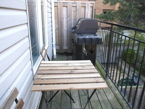 Condo | Balcony - Fantastic 2BR Town Home (Toronto)