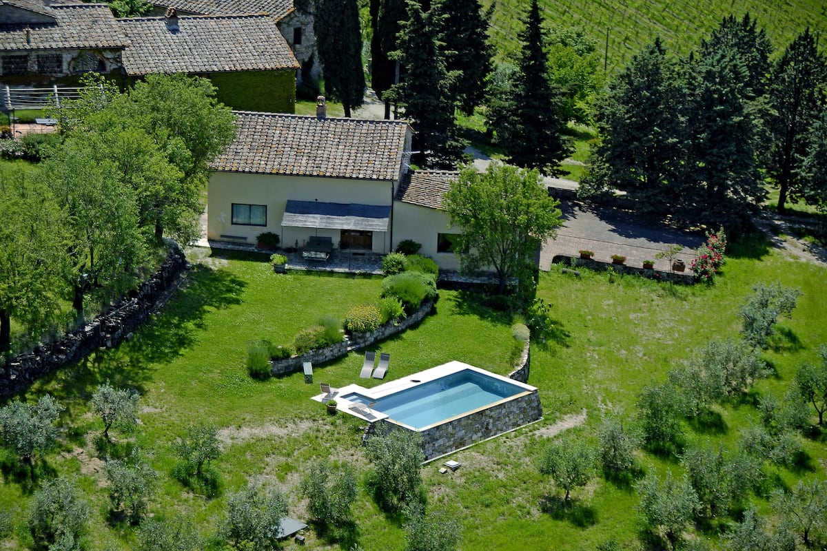 Villa, 6 habitaciones, alberca privada, vista a la colina | Vista aérea