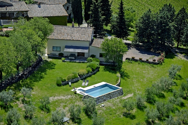 Villa, 6 habitaciones, alberca privada, vista a la colina | Vista aérea