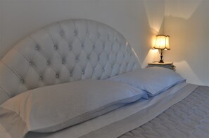 Dobbeltrom – honeymoon, 1 queensize-seng, fjellutsikt | Sengetøy i egyptisk bomull, sengetøy av topp kvalitet og dundyner