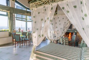 Monolocale | Una scrivania, ferro/asse da stiro, Wi-Fi gratuito, lenzuola