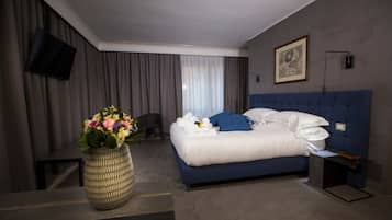 Superior Double Room | Minibar, in-room safe, desk, free WiFi