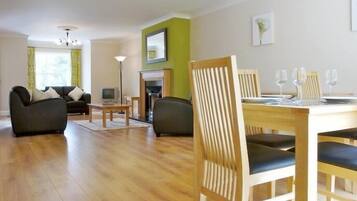 House, 3 Bedrooms | Living area | Flat-screen TV