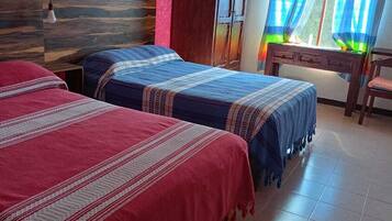 Caja de seguridad en la habitación, escritorio y wifi gratis