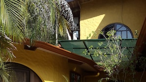 Unclassified image, 5 of 43, button - Hotel Colibri (Quepos)