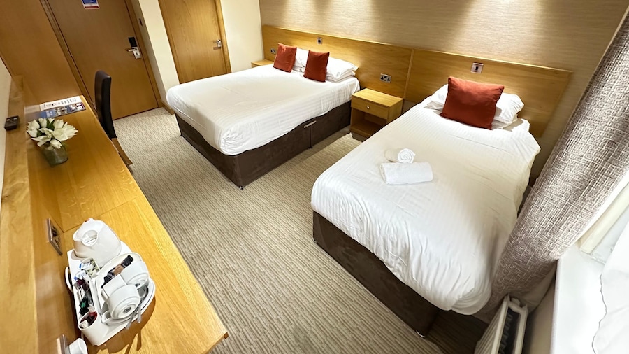 Hill Park Hotel