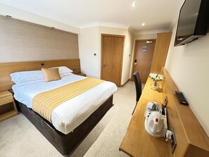Desk, free WiFi, bed sheets