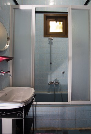 Comfort Villa, Lake View | Bathroom - Yaprak Dag Evi (Sapanca)