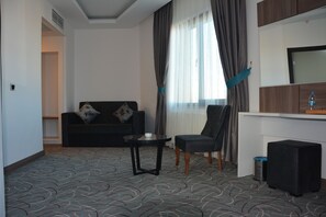 Elite Double or Twin Room | Living area | LCD TV, heated floors - Winter City Hotel (Kars)
