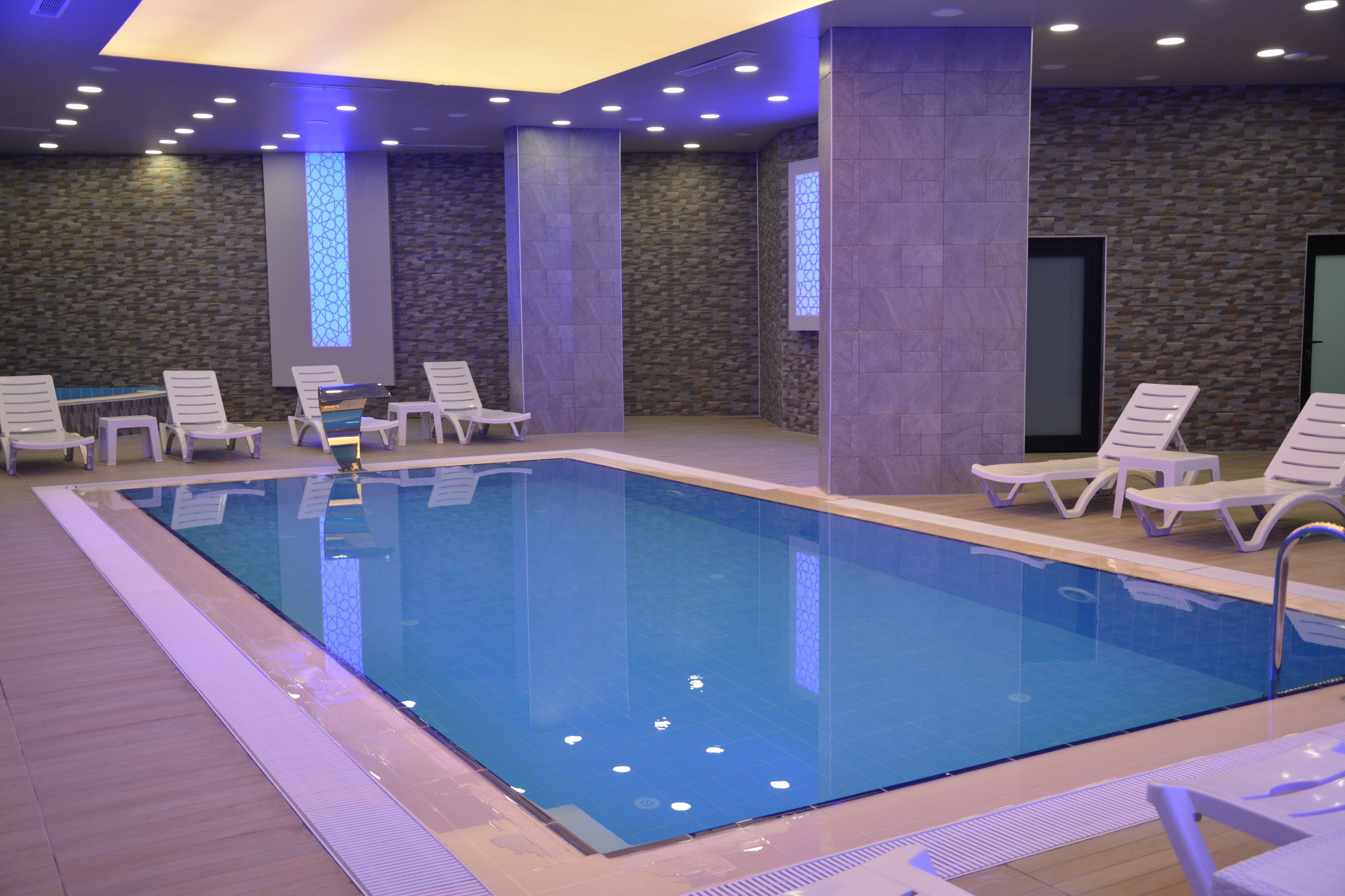 indoor pool, pool loungers
