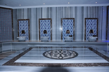 Sauna, steam room, Turkish bath, 2 treatment rooms