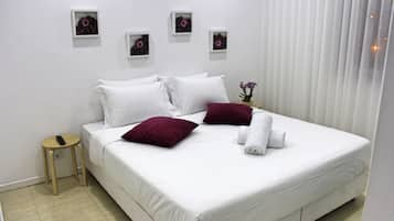 Economy Double Room | Premium bedding, free WiFi, bed sheets