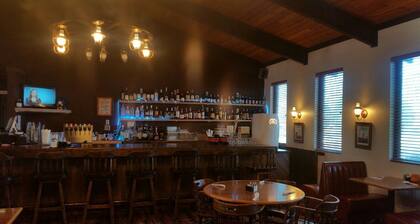 Bent Fort Inn