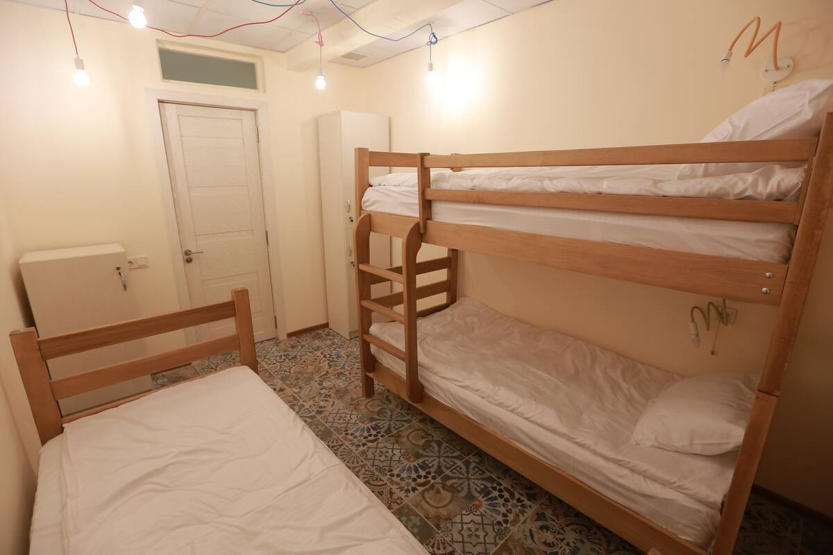 Premium bedding, iron/ironing board, rollaway beds, free WiFi